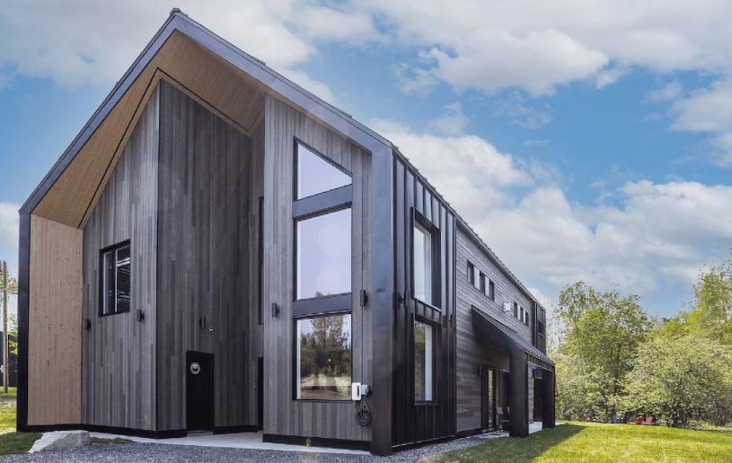 A lodge rental in Canada with lots of charm