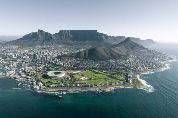 Top 10 Airlines to Fly to South Africa in 2026