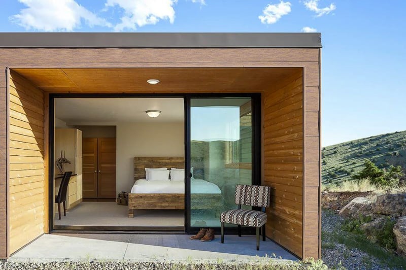This cool accommodation is definitely among the most romantic honeymoon Airbnbs in the US.