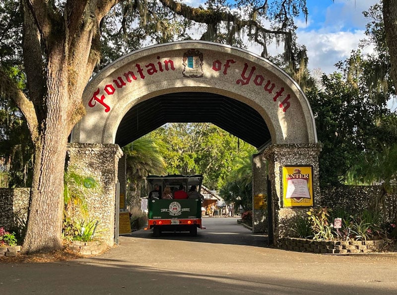 The Fountain of Youth Archaeological Park is an area in St. Augustine, FL that captivates with its rich history and natural beauty.