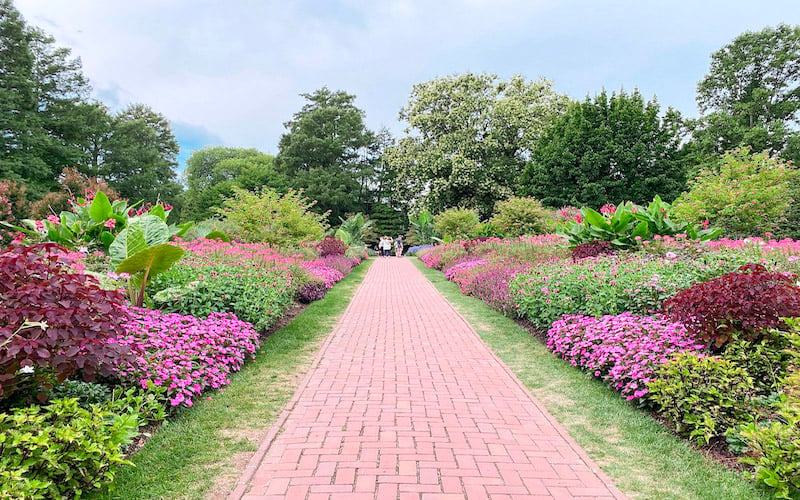 Longwood Gardens is a world-renowned horticultural display garden located in Kennett Square, Pennsylvania.