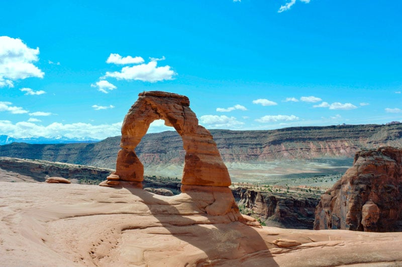 Arches National Park: stunning rock formations and great glamping spots.