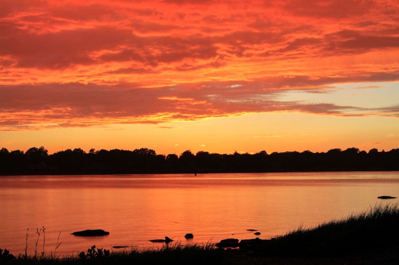 Sunset cruise on Narragansett Bay: Immersive beauty and rich history, a must-do in Newport.