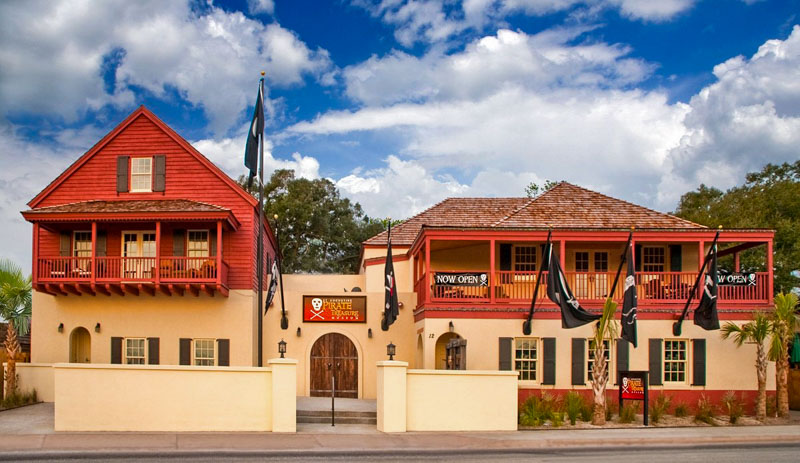 Live your swashbuckling fantasies at the St. Augustine Pirate & Treasure Museum, a must-see for history enthusiasts and adventure seekers.